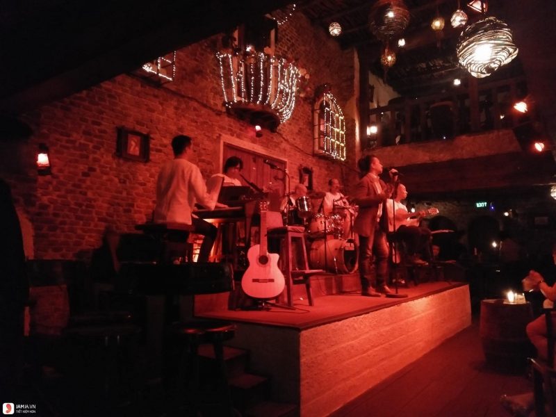 quán bar tây ở sài gòn quán bar tây ở sài gòn