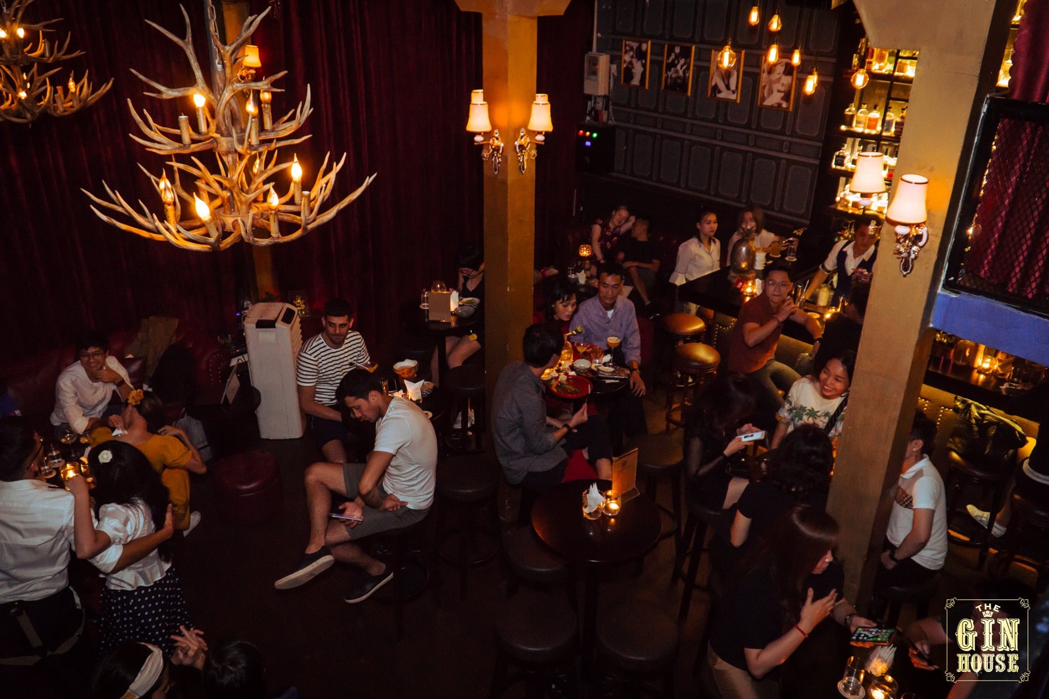 quán bar Tây ở Sài Gòn quán bar Tây ở Sài Gòn