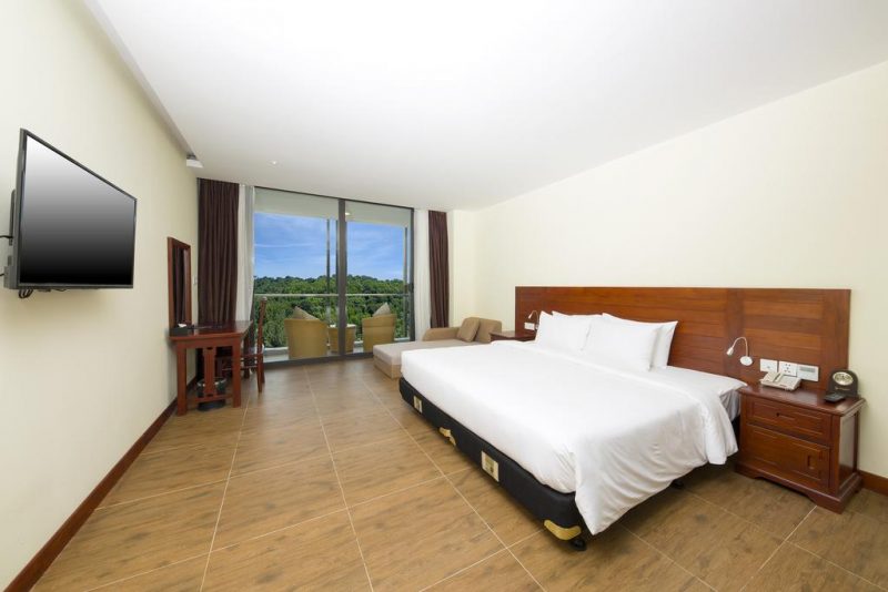 khách sạn phú quốc gần biển