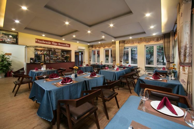 khách sạn sapa hướng núi