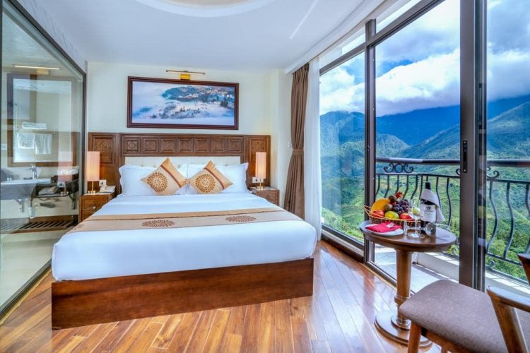 khách sạn sapa hướng núi
