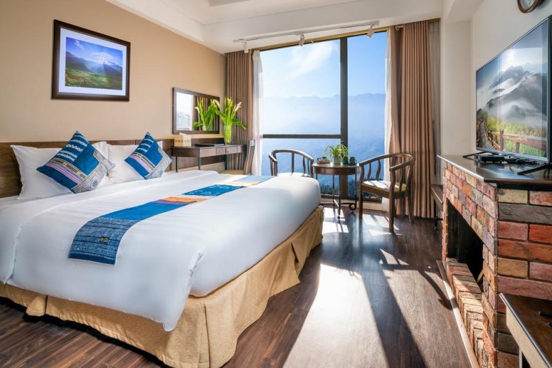 khách sạn sapa hướng núi