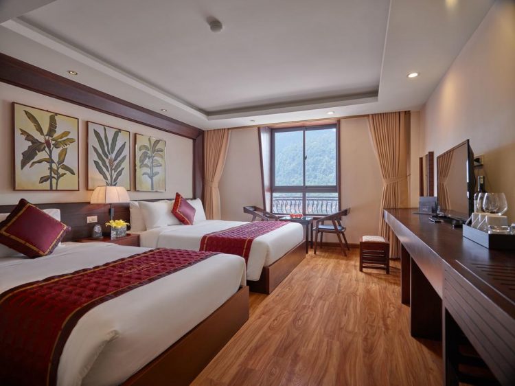 khách sạn sapa hướng núi