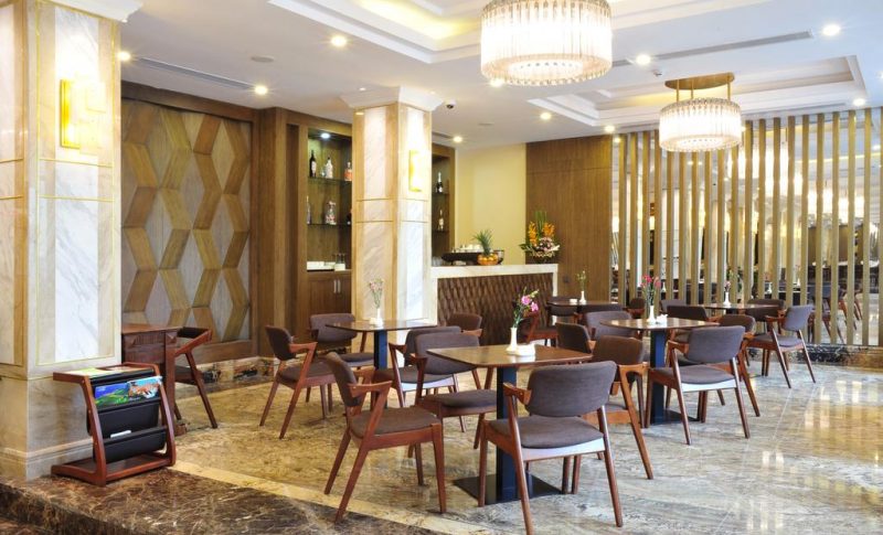 khách sạn sapa hướng núi