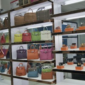 1 số chợ túi xách khi đi lấy và buôn hàng Quảng Châu