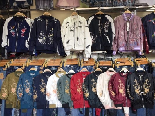 Ôm lô hàng áo khoác nam nữ giá rẻ