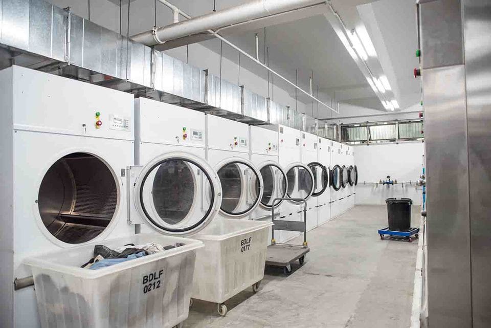 Mở tiệm giặt là cần bao nhiều tiền và cần những gì khi mở tiệm giặt là
